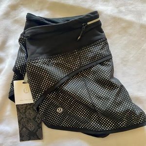 lululemon  NWT , speed short SE